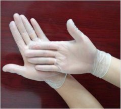 Disposable vinyl gloves