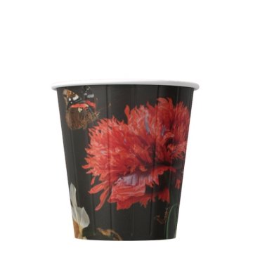 Disposable paper cups for coffee