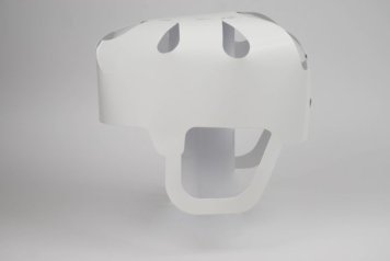 Papírová helma s možností vlastního potisku