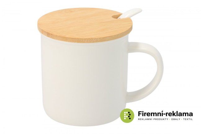 Mug with spoon and bamboo lid
