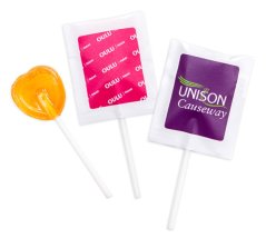 Lollipop flat heart shape 5 g in promotional packaging