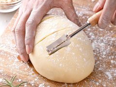Bread baking set