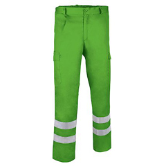 Protecting Employees in Low Light: Tips for Reflective Gear